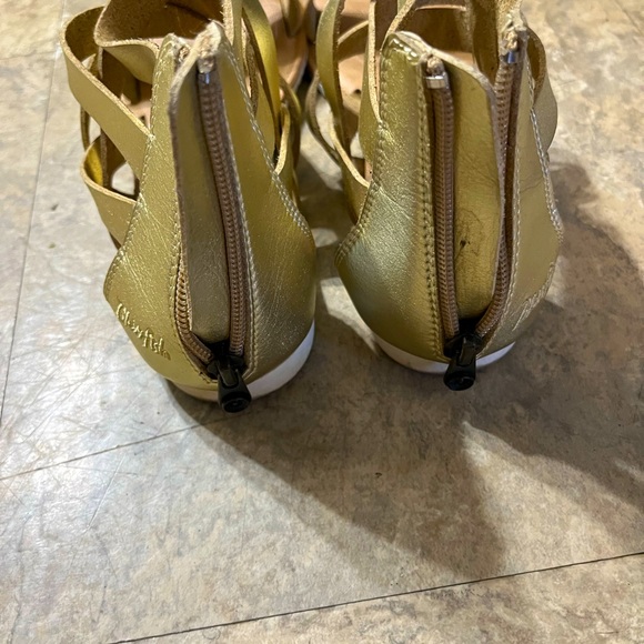 Blowfish (brand) Gold flat sandals - Picture 5 of 6